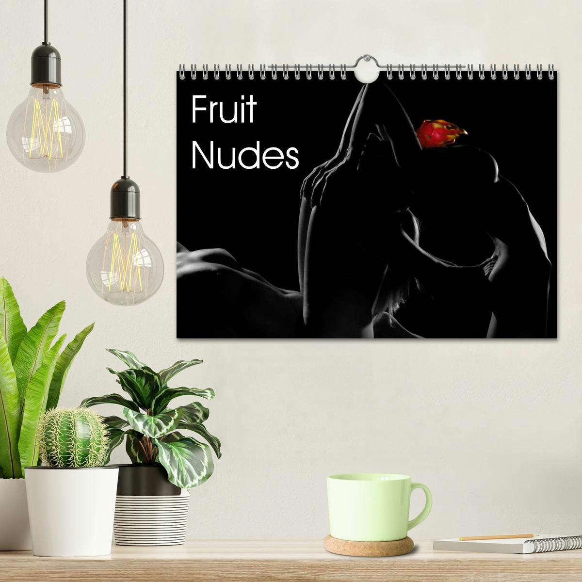 Beispielinhalt (Bild) Fruit Nudes (Wall Calendar 2026 DIN A4 landscape), CALVENDO 12 Month Wall Calendar