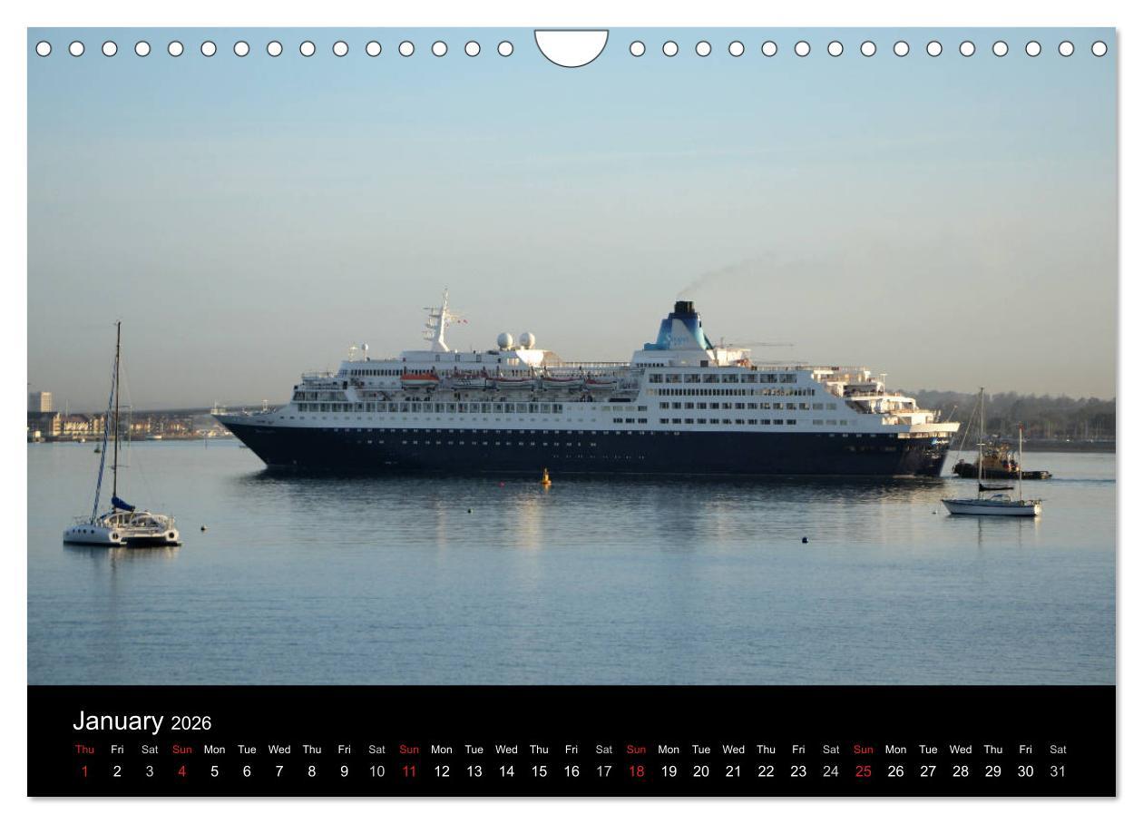 Beispielinhalt (Bild) Cruise Southampton (Wall Calendar 2026 DIN A4 landscape), CALVENDO 12 Month Wall Calendar