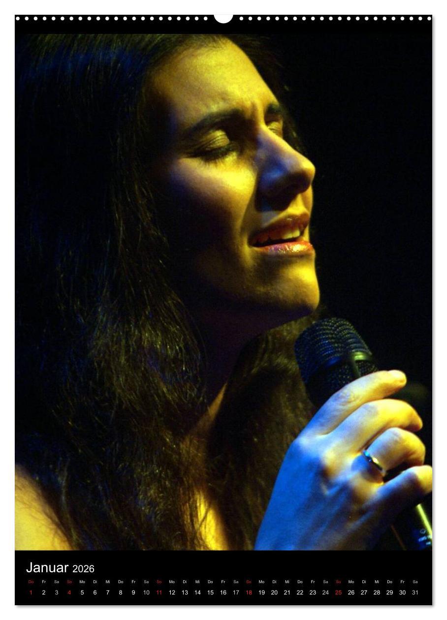 Beispielinhalt (Bild) Jazz Frauen 2026 (Wandkalender 2026 DIN A2 hoch), CALVENDO Monatskalender