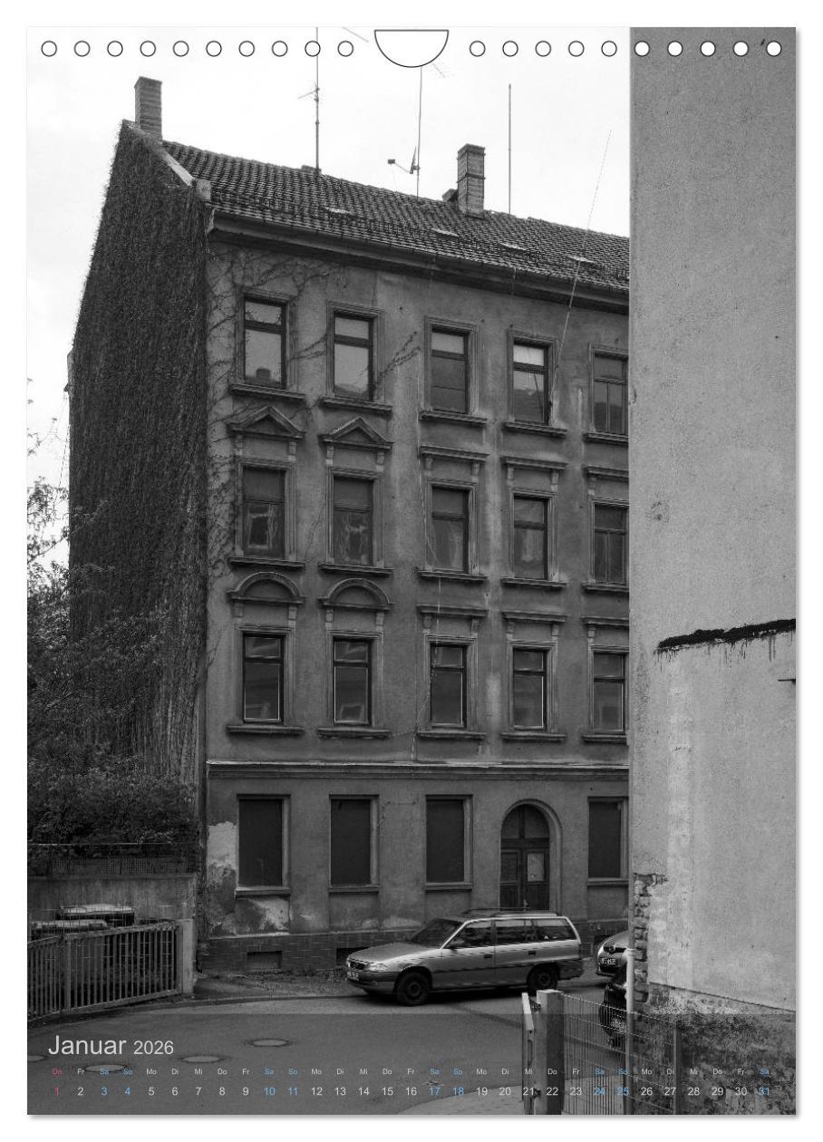 Beispielinhalt (Bild) LEIPZIG - Momente der Stadt (Wandkalender 2026 DIN A4 hoch), CALVENDO Monatskalender