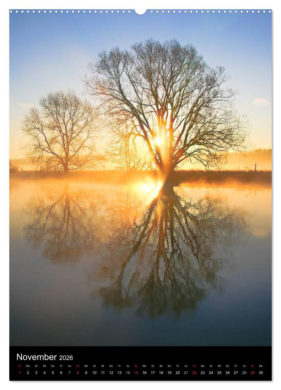 Beispielinhalt (Bild) Gespiegelte Natur (hochwertiger Premium Wandkalender 2026 DIN A2 hoch), Kunstdruck in Hochglanz