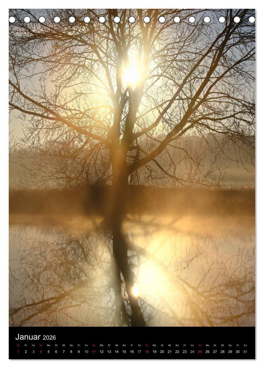 Beispielinhalt (Bild) Traumstimmungen (Tischkalender 2026 DIN A5 hoch), CALVENDO Monatskalender