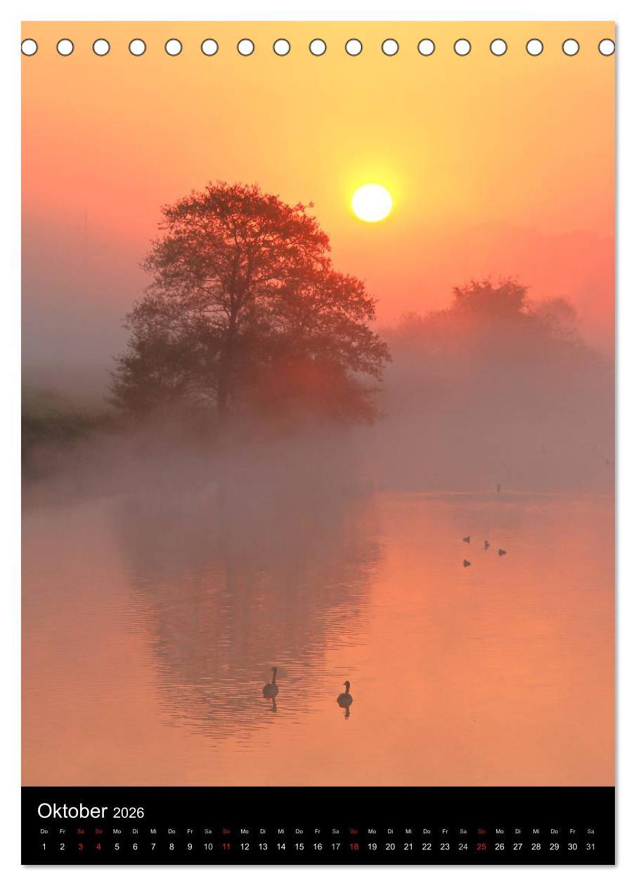 Beispielinhalt (Bild) Traumstimmungen (Tischkalender 2026 DIN A5 hoch), CALVENDO Monatskalender