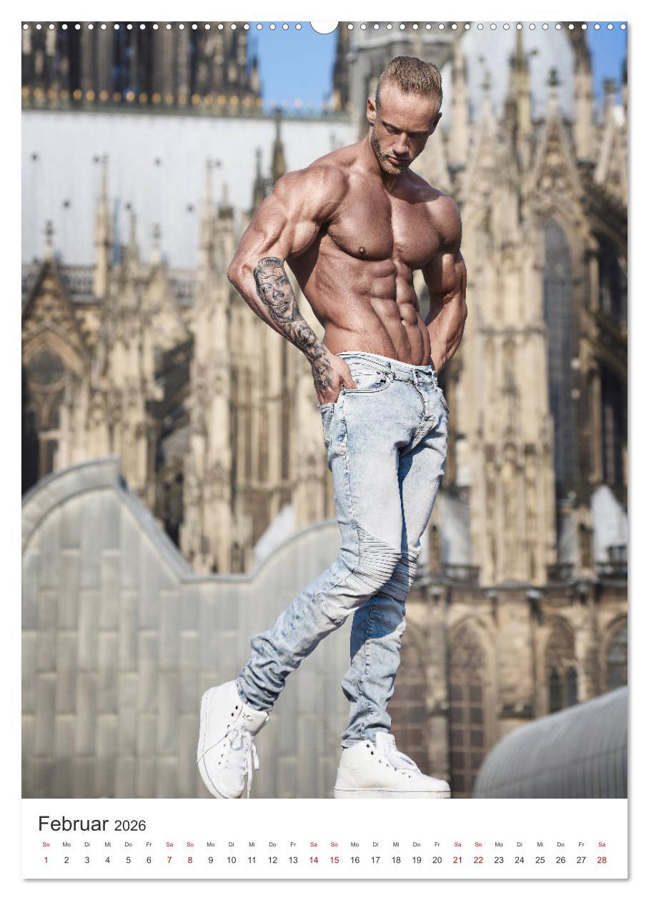 Beispielinhalt (Bild) Men's Physique (hochwertiger Premium Wandkalender 2026 DIN A2 hoch), Kunstdruck in Hochglanz
