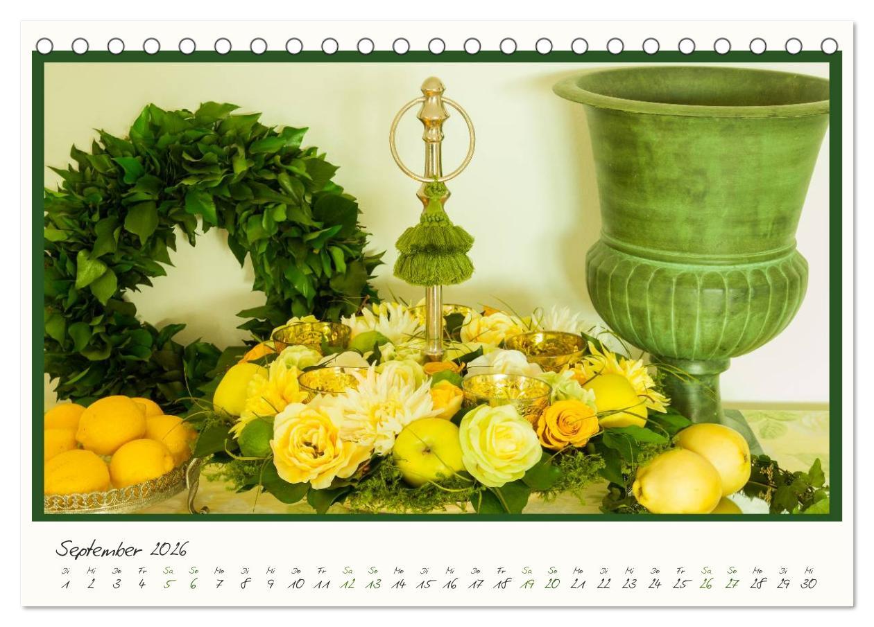 Beispielinhalt (Bild) Raum für Blumen (Tischkalender 2026 DIN A5 quer), CALVENDO Monatskalender
