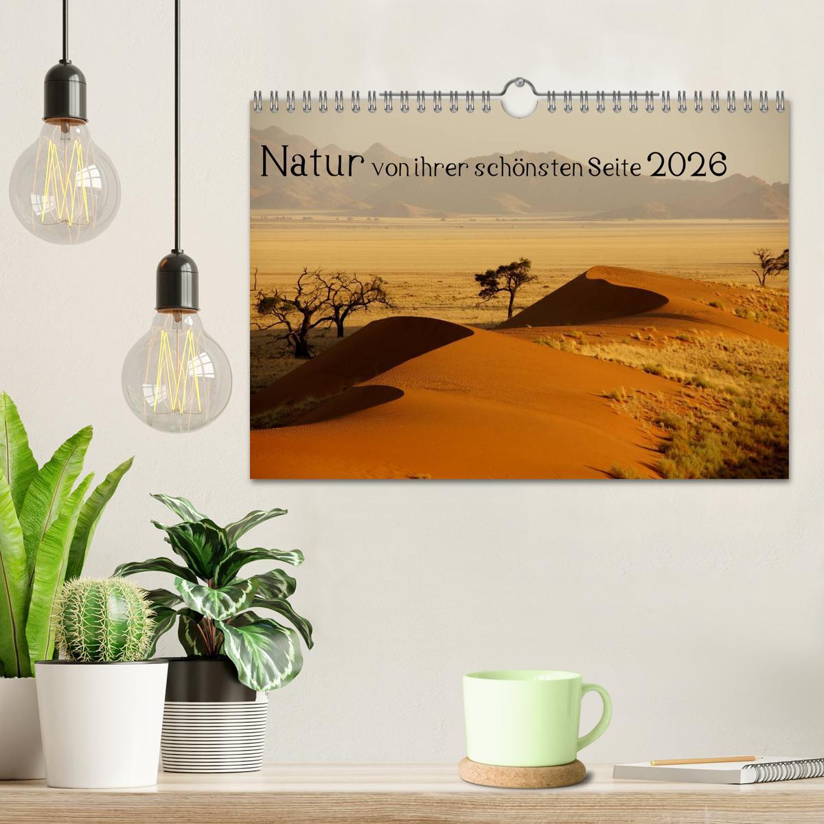 Beispielinhalt (Bild) Natur von ihrer schönsten Seite 2026 (Wandkalender 2026 DIN A4 quer), CALVENDO Monatskalender
