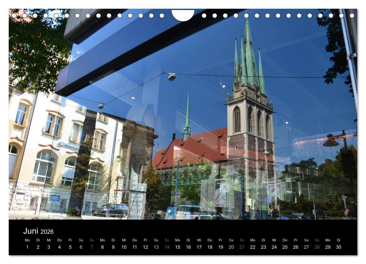 Beispielinhalt (Bild) Ulm - Zwischen Tradition und Moderne (Wandkalender 2026 DIN A4 quer), CALVENDO Monatskalender