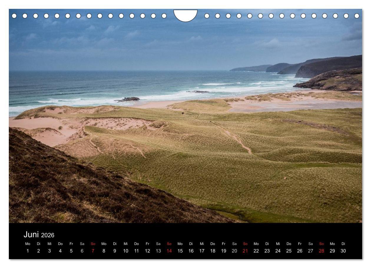 Beispielinhalt (Bild) Die Highlands - Schottlands rauher Nordwesten (Wandkalender 2026 DIN A4 quer), CALVENDO Monatskalender