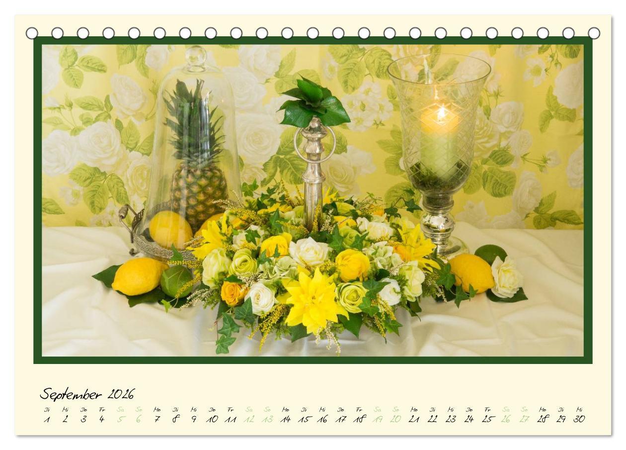Beispielinhalt (Bild) Blumen-Passion (Tischkalender 2026 DIN A5 quer), CALVENDO Monatskalender