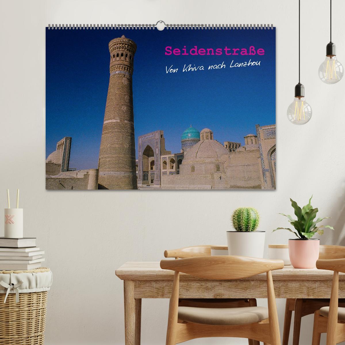 Beispielinhalt (Bild) Seidenstraße - Khiva bis Lanzhou (Wandkalender 2026 DIN A2 quer), CALVENDO Monatskalender