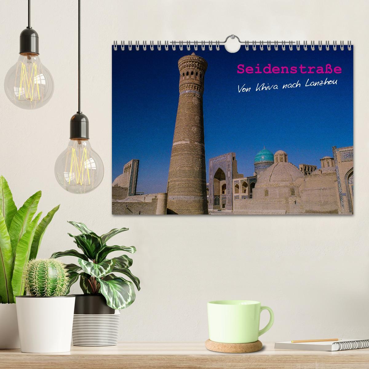 Beispielinhalt (Bild) Seidenstraße - Khiva bis Lanzhou (Wandkalender 2026 DIN A4 quer), CALVENDO Monatskalender