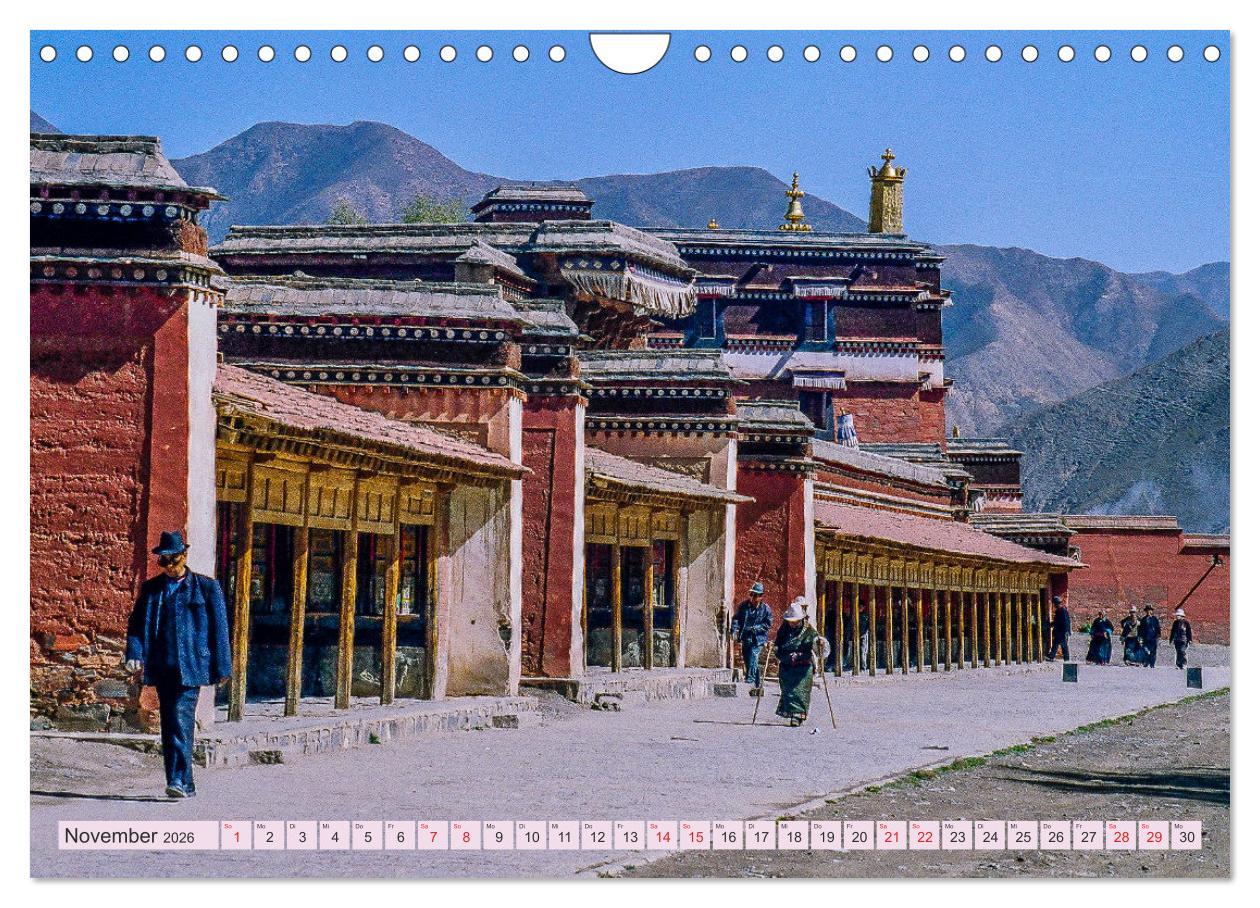 Beispielinhalt (Bild) Seidenstraße - Khiva bis Lanzhou (Wandkalender 2026 DIN A4 quer), CALVENDO Monatskalender
