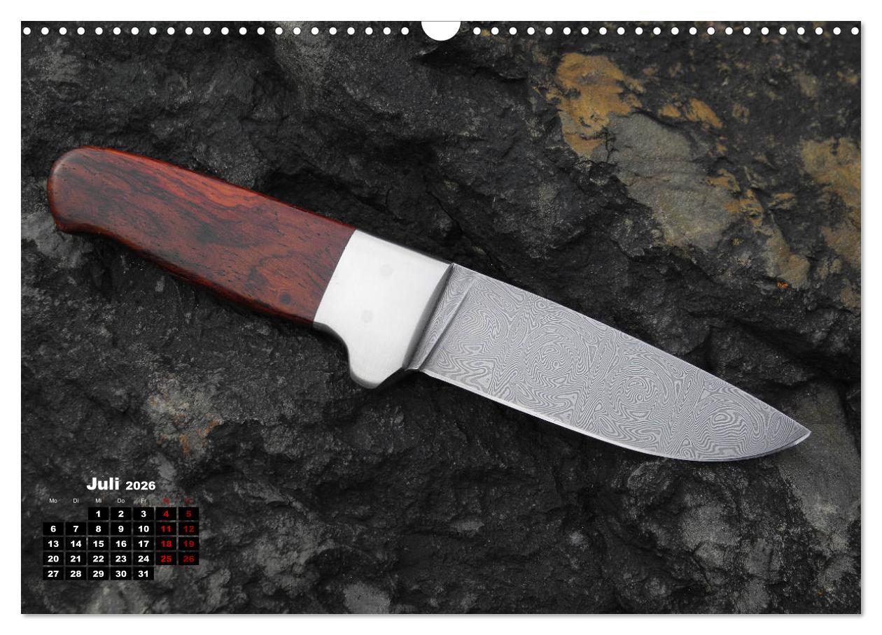 Beispielinhalt (Bild) Messer - Leidenschaft in Stahl (Wandkalender 2026 DIN A3 quer), CALVENDO Monatskalender
