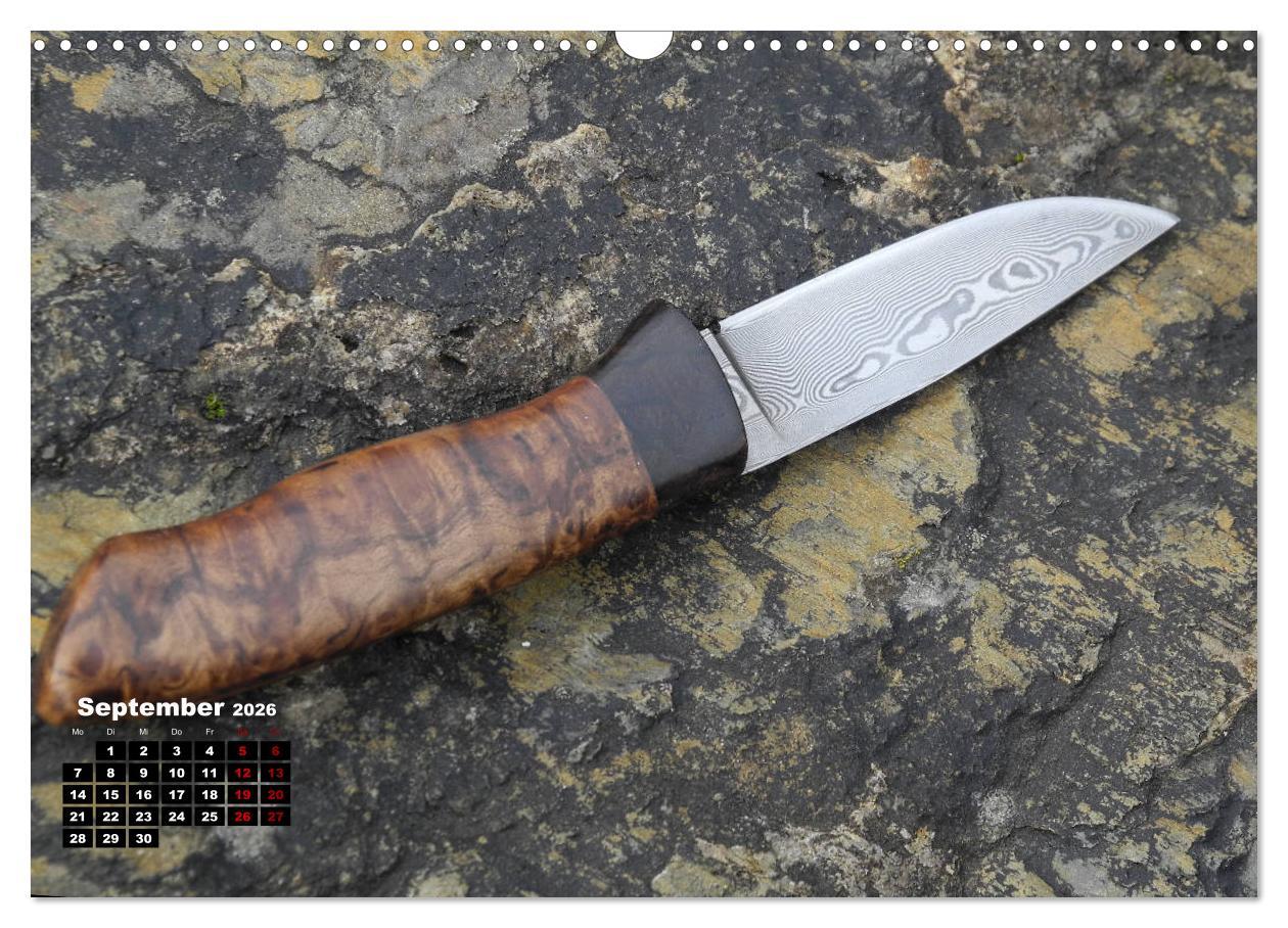Beispielinhalt (Bild) Messer - Leidenschaft in Stahl (Wandkalender 2026 DIN A3 quer), CALVENDO Monatskalender