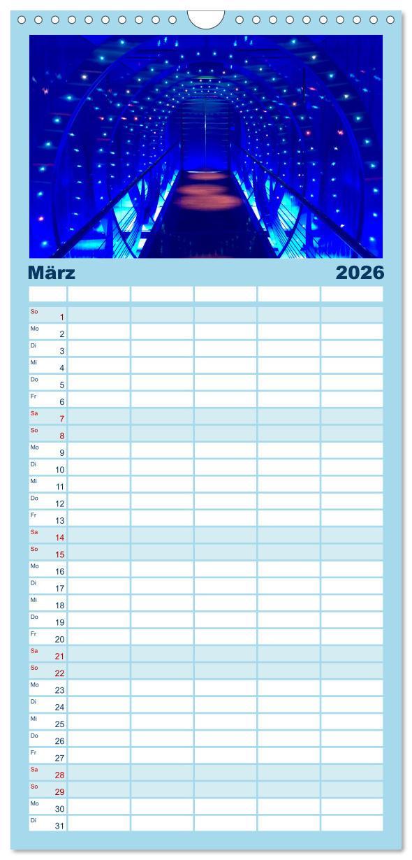 Beispielinhalt (Bild) Familienplaner 2026 - Kreuzfahrtpiraten mit 5 Spalten (Wandkalender, 21 x 45 cm) CALVENDO