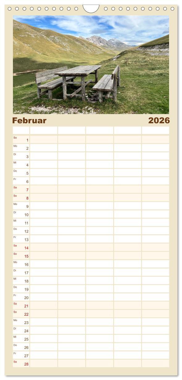 Beispielinhalt (Bild) Familienplaner 2026 - Abruzzen - wild und romantisch mit 5 Spalten (Wandkalender, 21 x 45 cm) CALVENDO