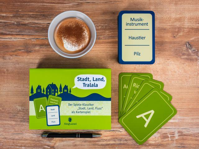 Beispielinhalt (Bild) Stadt, Land, Tralala | "Stadt, Land, Fluss" als Kartenspiel