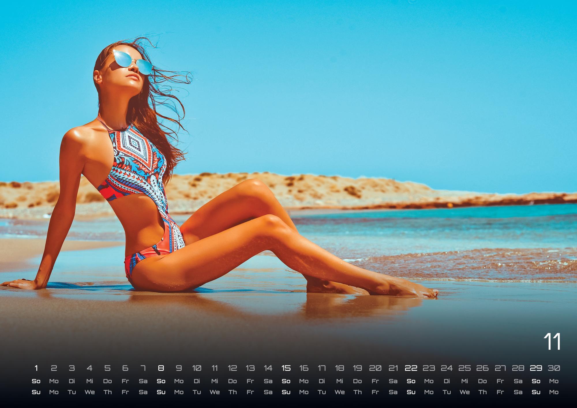 Beispielinhalt (Bild) BIKINI GIRLS - Sexy Babes - 2026 - Kalender DIN A2