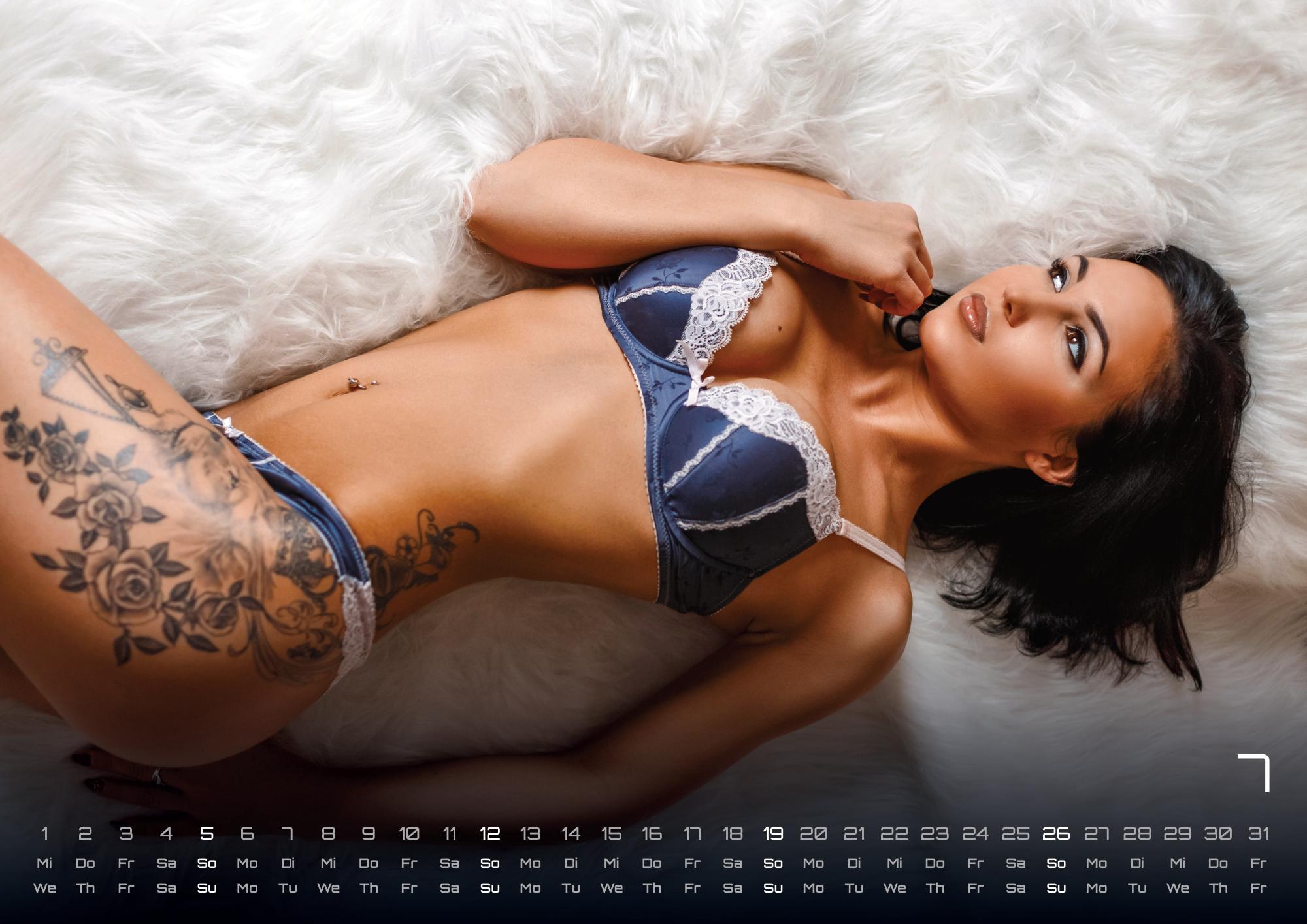 Beispielinhalt (Bild) BIKINI GIRLS - Sexy Babes - 2026 - Kalender DIN A3