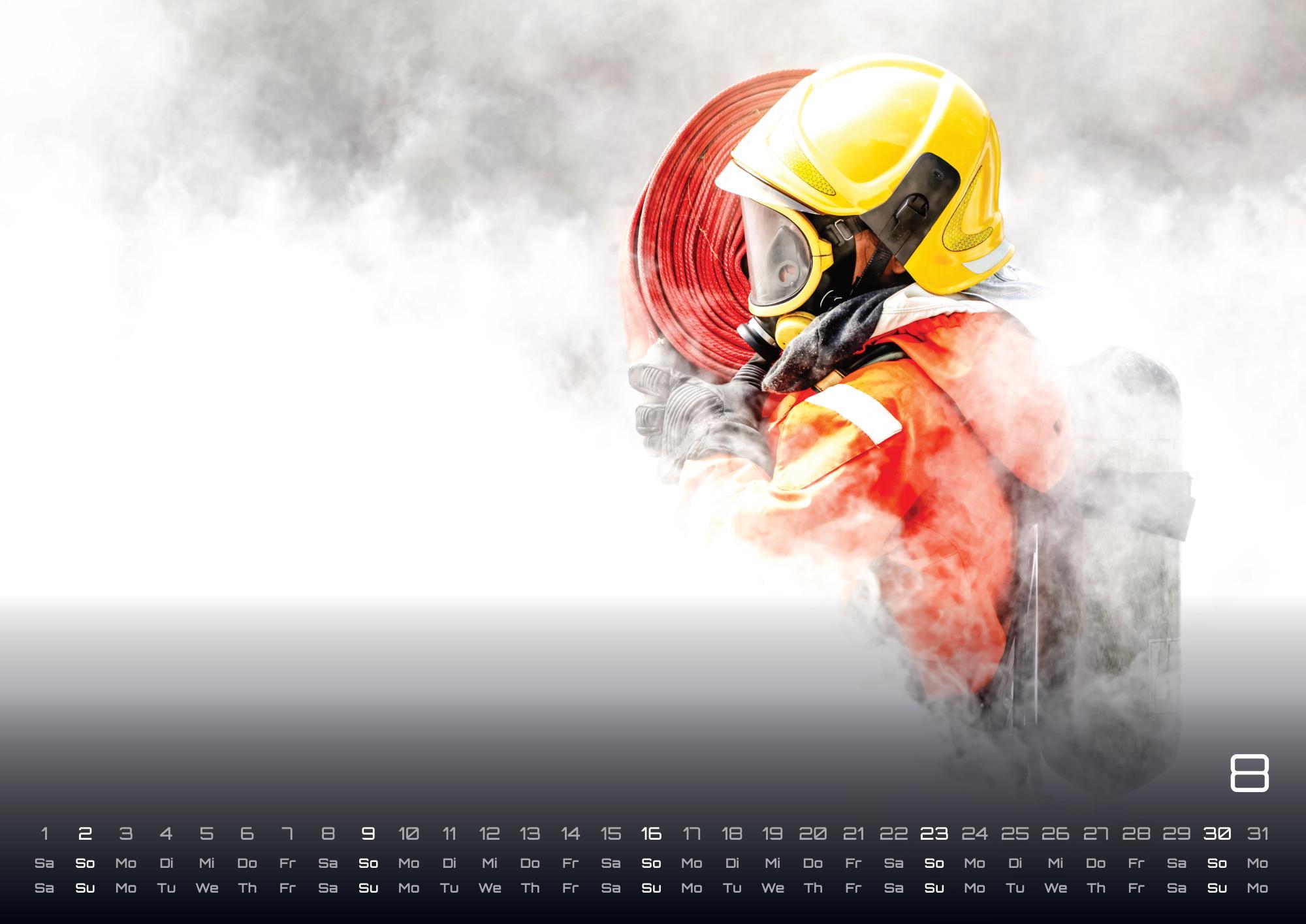 Beispielinhalt (Bild) FIREFIGHTER - Retter in der Not - Feuerwehr - 2026 - Kalender DIN A3