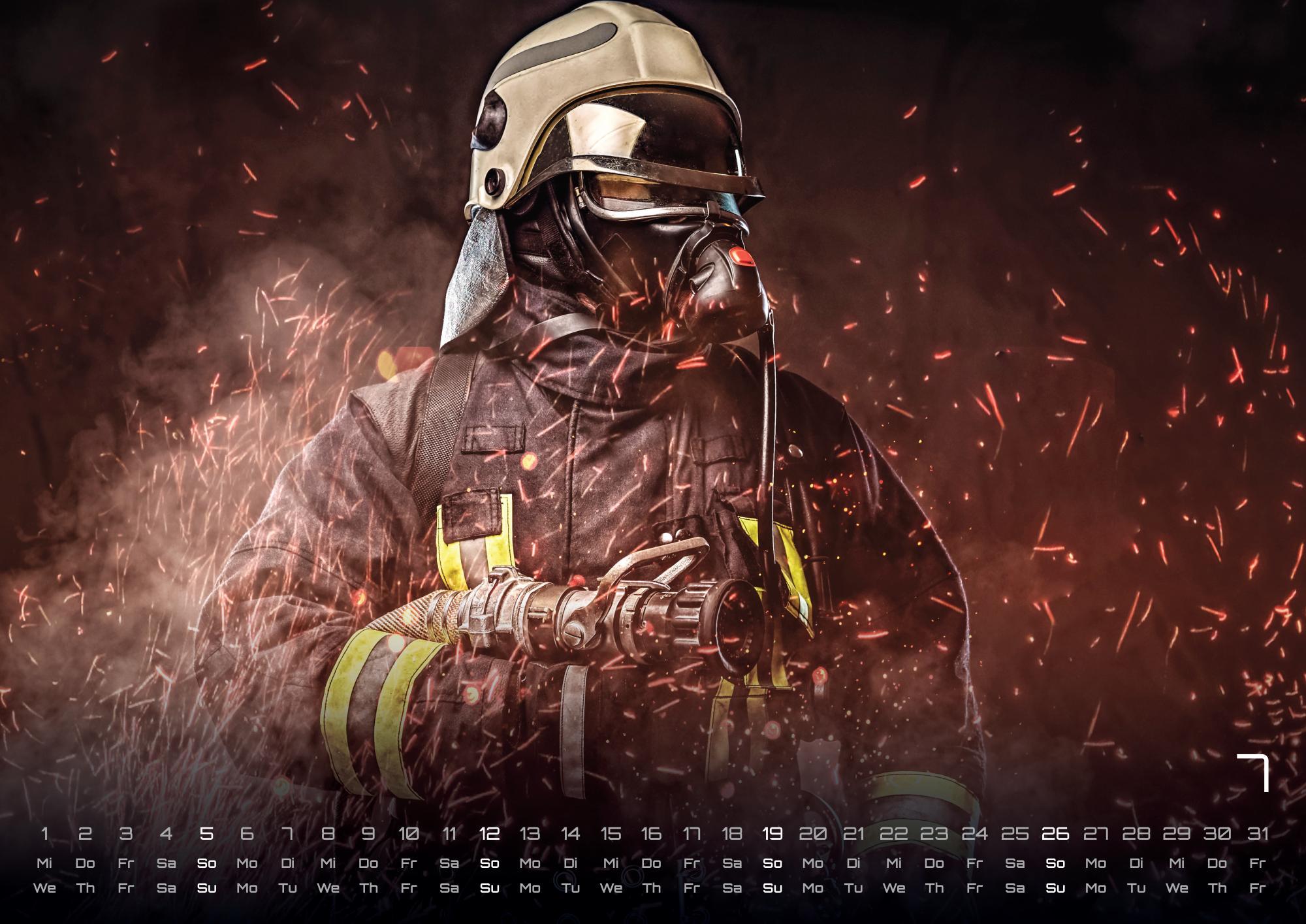Beispielinhalt (Bild) FIREFIGHTER - Retter in der Not - Feuerwehr - 2026 - Kalender DIN A2