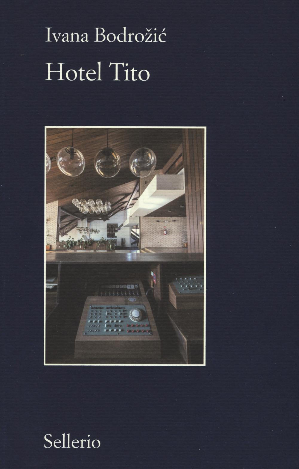 Vorderes Coverbild Hotel Tito