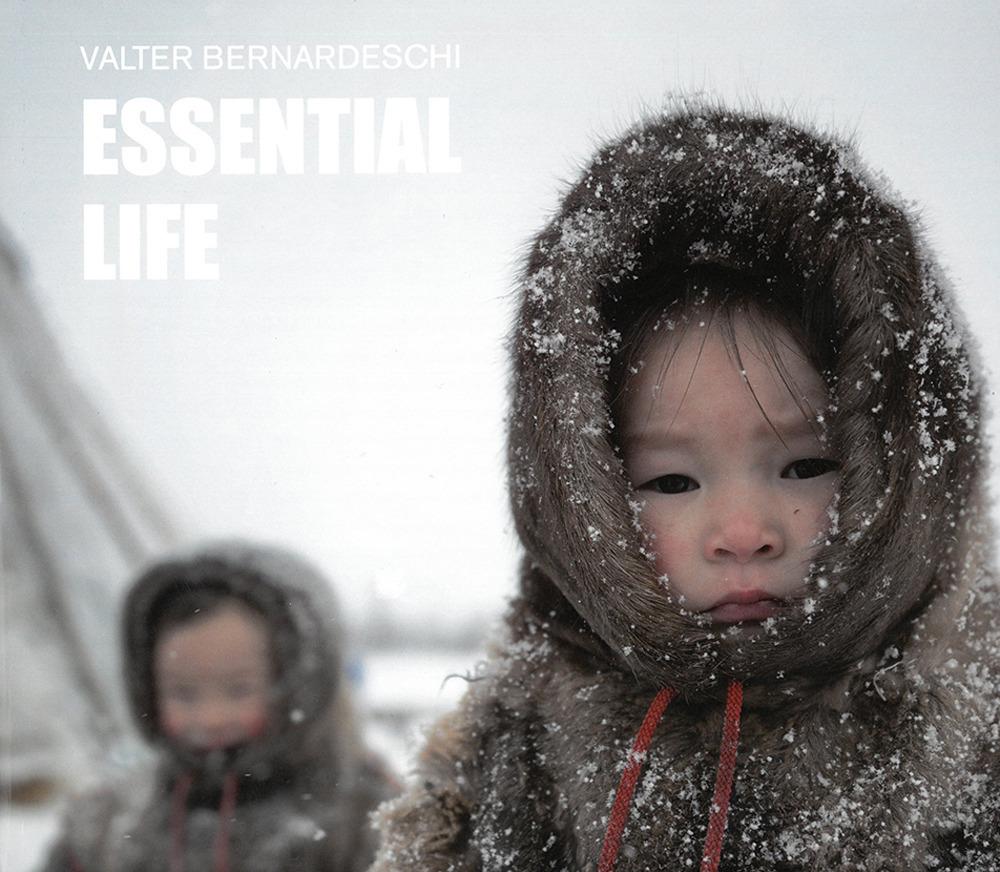 Vorderes Coverbild Essential life. Ediz. italiana e inglese