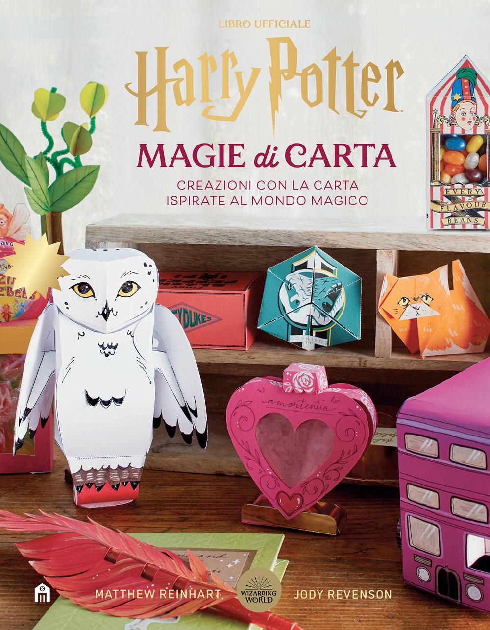 Vorderes Coverbild Harry Potter. Magie di carta. Creazioni con la carta ispirate al mondo magico