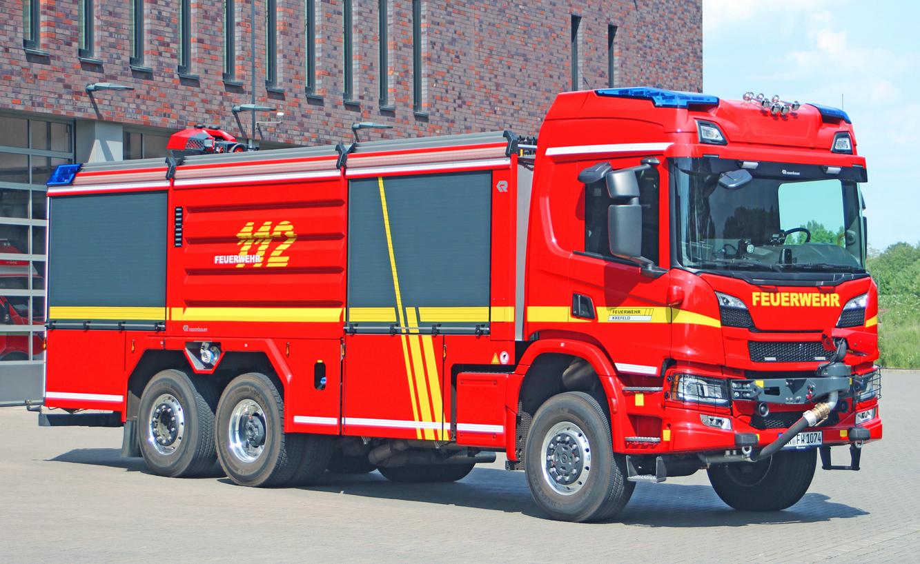 Beispielinhalt (Bild) Jahrbuch Feuerwehrfahrzeuge 2026