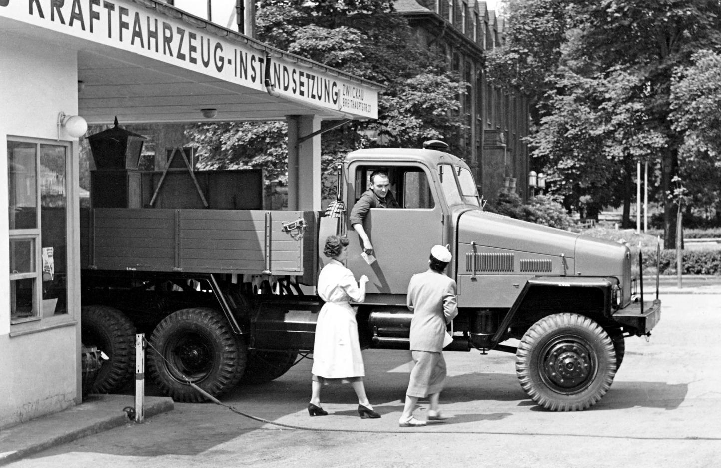 Beispielinhalt (Bild) Lastwagen aus Zwickau, Werdau und Ludwigsfelde