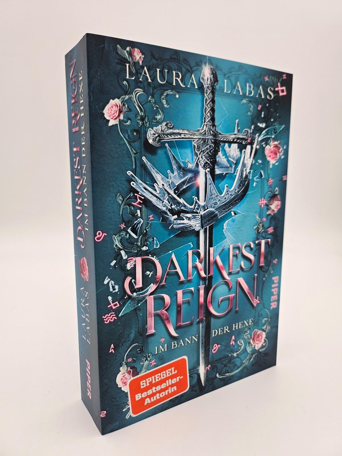 Beispielinhalt (Bild) Darkest Reign - Im Bann der Hexe