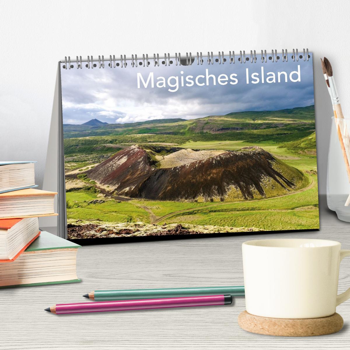 Beispielinhalt (Bild) Magisches Island (Tischkalender 2026 DIN A5 quer), CALVENDO Monatskalender