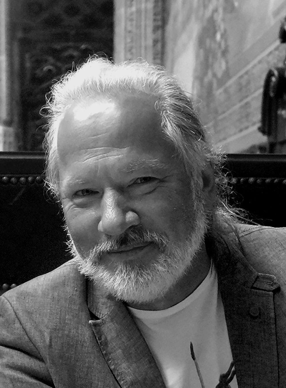 Autorenbild Höllen und Wunder