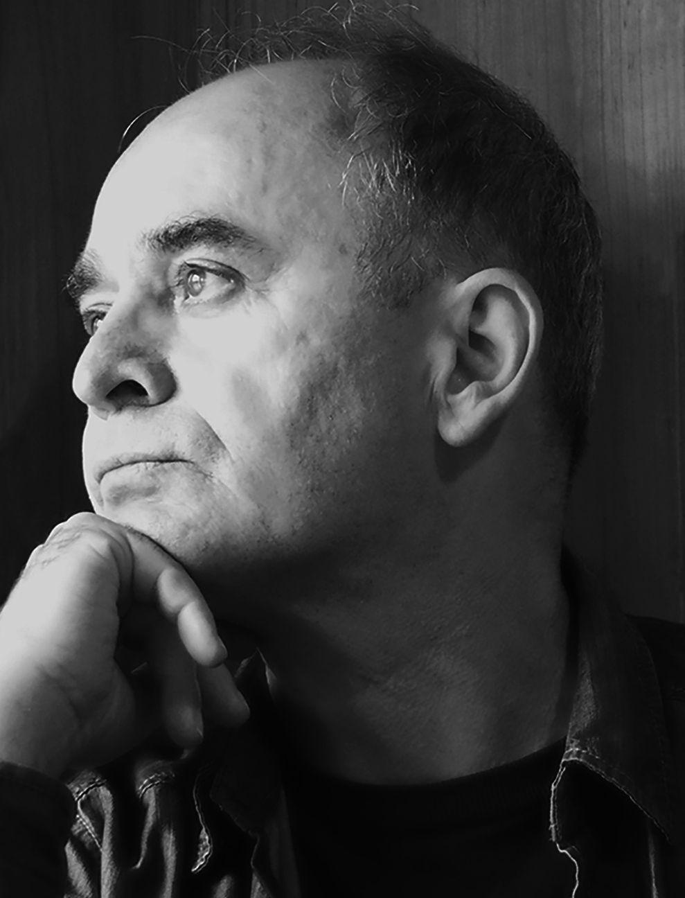 Autorenbild Ein Schrein auf dem Kaufhausdach