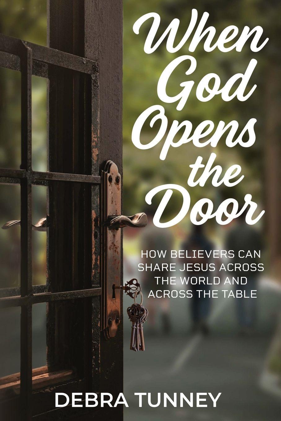 Vorderes Coverbild When God Opens The Door
