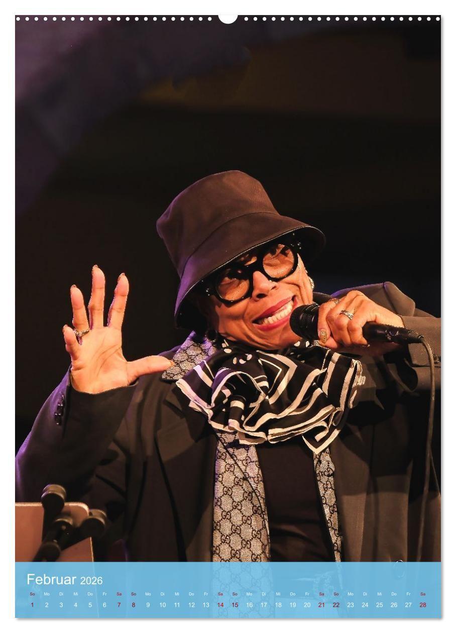 Beispielinhalt (Bild) Jazz - Zwischen den Tönen (hochwertiger Premium Wandkalender 2026 DIN A2 hoch), Kunstdruck in Hochglanz