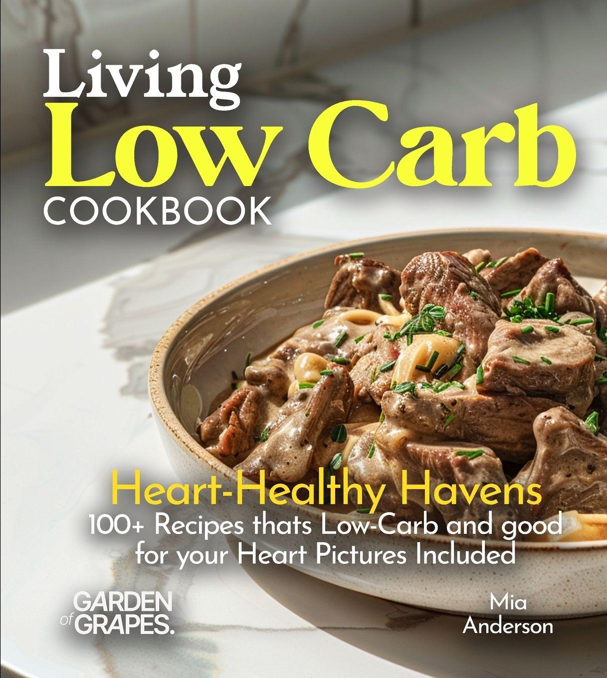 Vorderes Coverbild Living Low Carb Cookbook