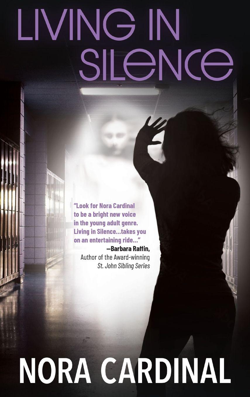 Vorderes Coverbild Living In Silence