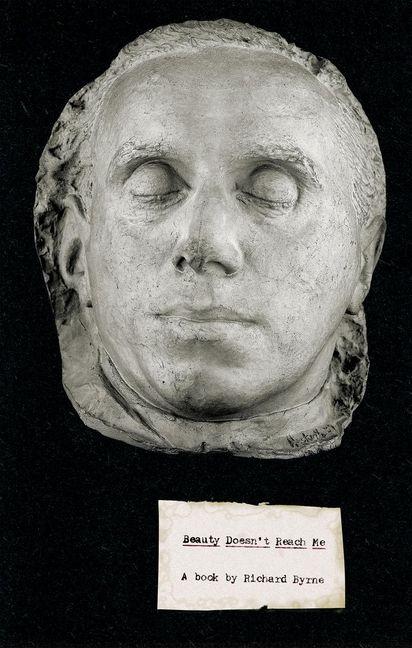 Vorderes Coverbild Beauty Doesn't Reach Me