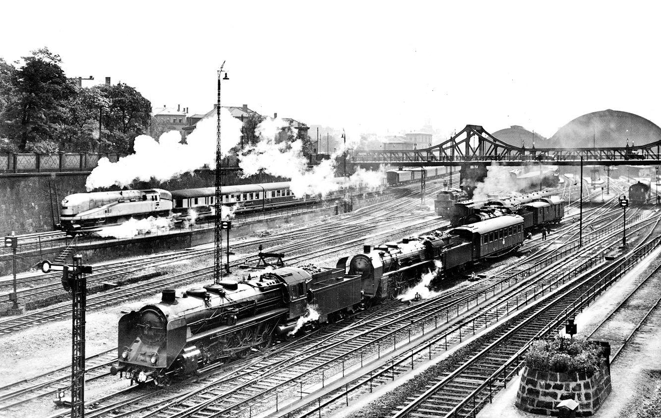 Beispielinhalt (Bild) Schnellzüge der Deutschen Reichsbahn Gesellschaft