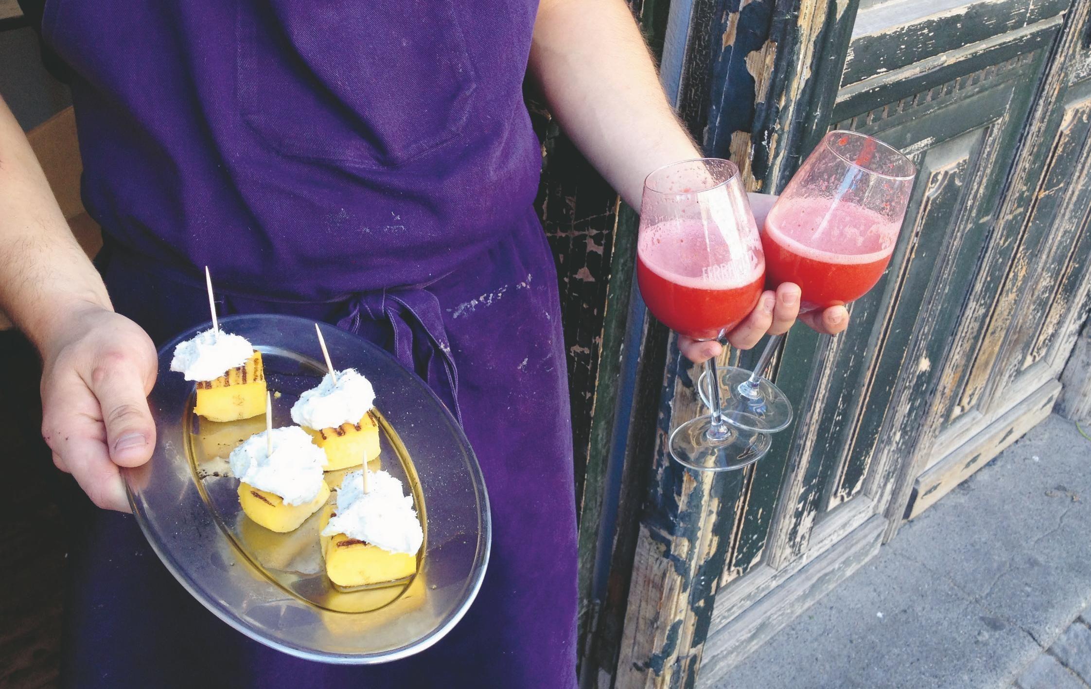 Beispielinhalt (Bild) A Tavola!