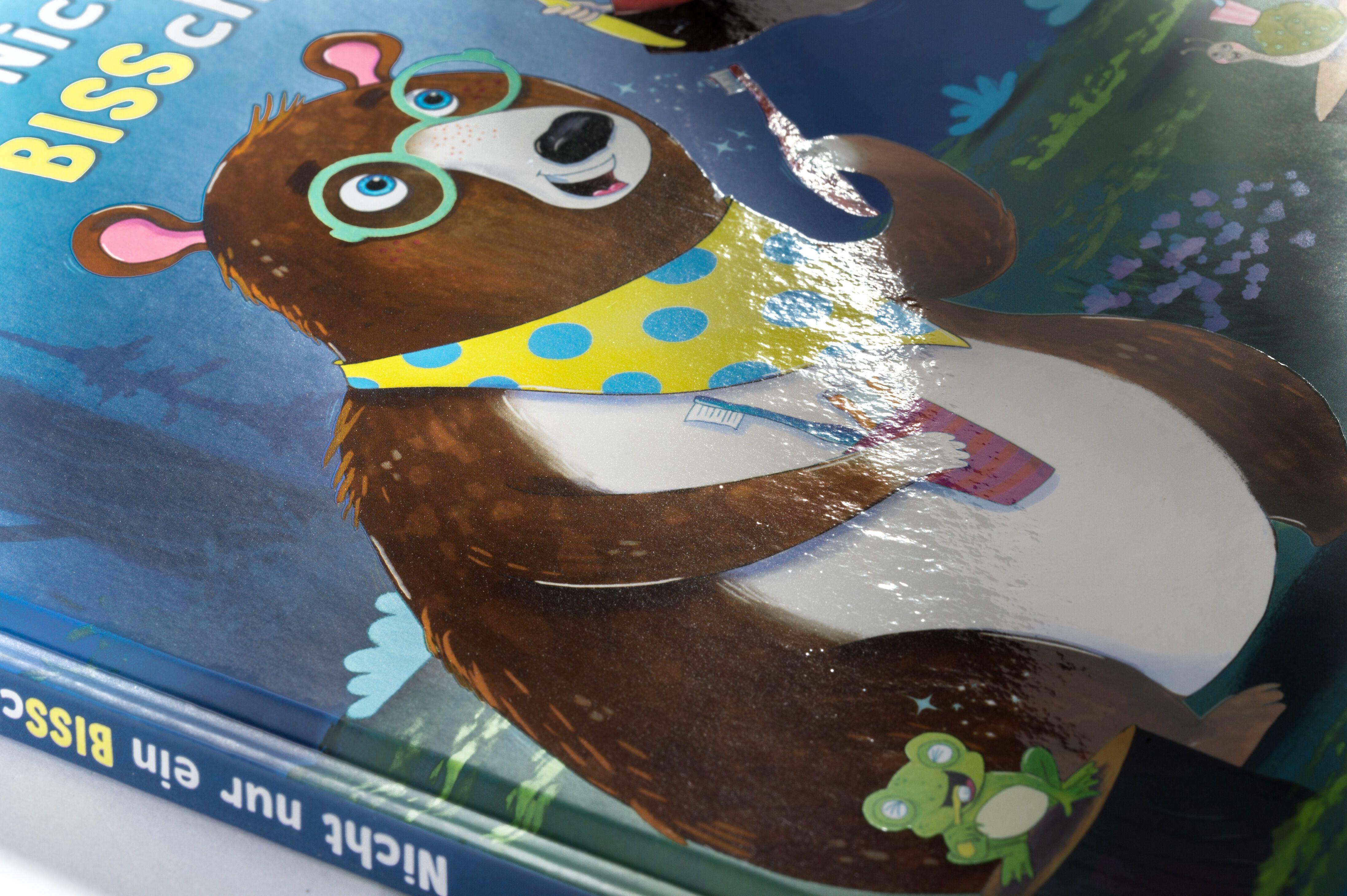 Beispielinhalt (Bild) Nicht nur ein BISSchen sauber! Wie kleine Vampire (und alle anderen) richtig Zähne putzen