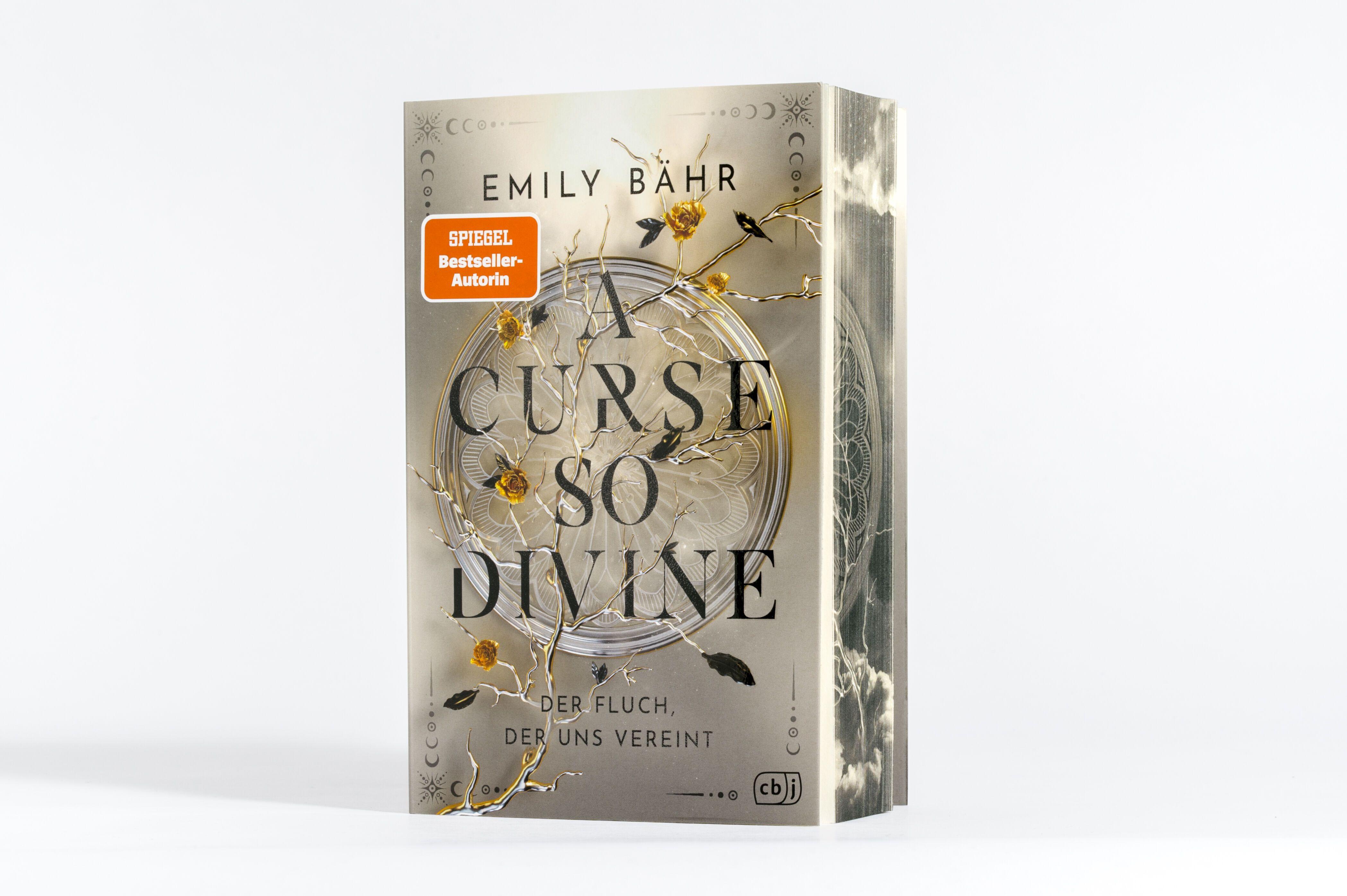 Beispielinhalt (Bild) A Curse so Divine