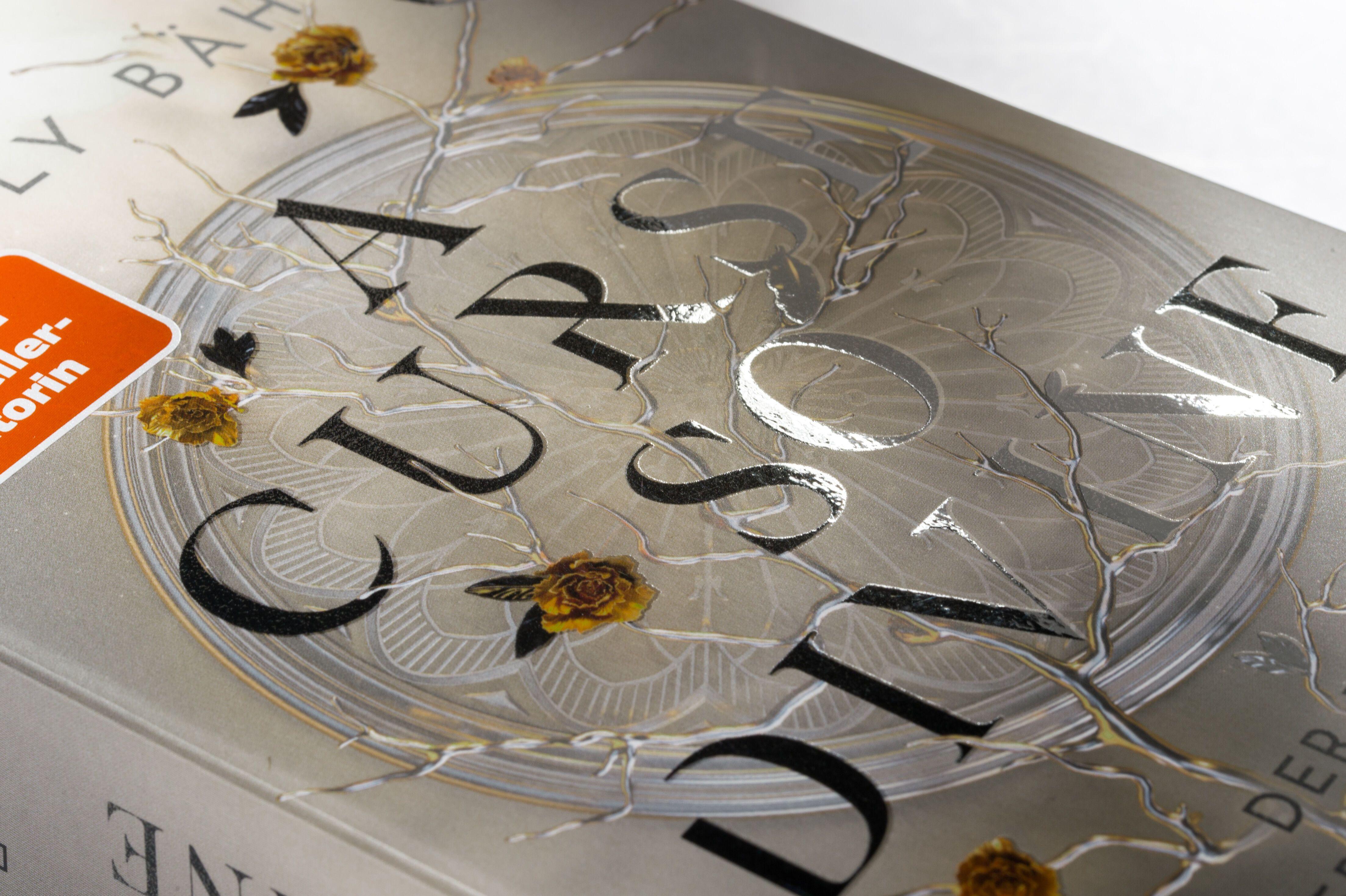 Beispielinhalt (Bild) A Curse so Divine