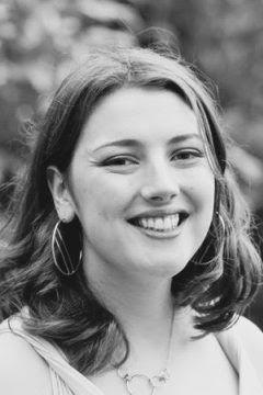 Autorenbild Die Geschichte der Hexen und magischen Frauen