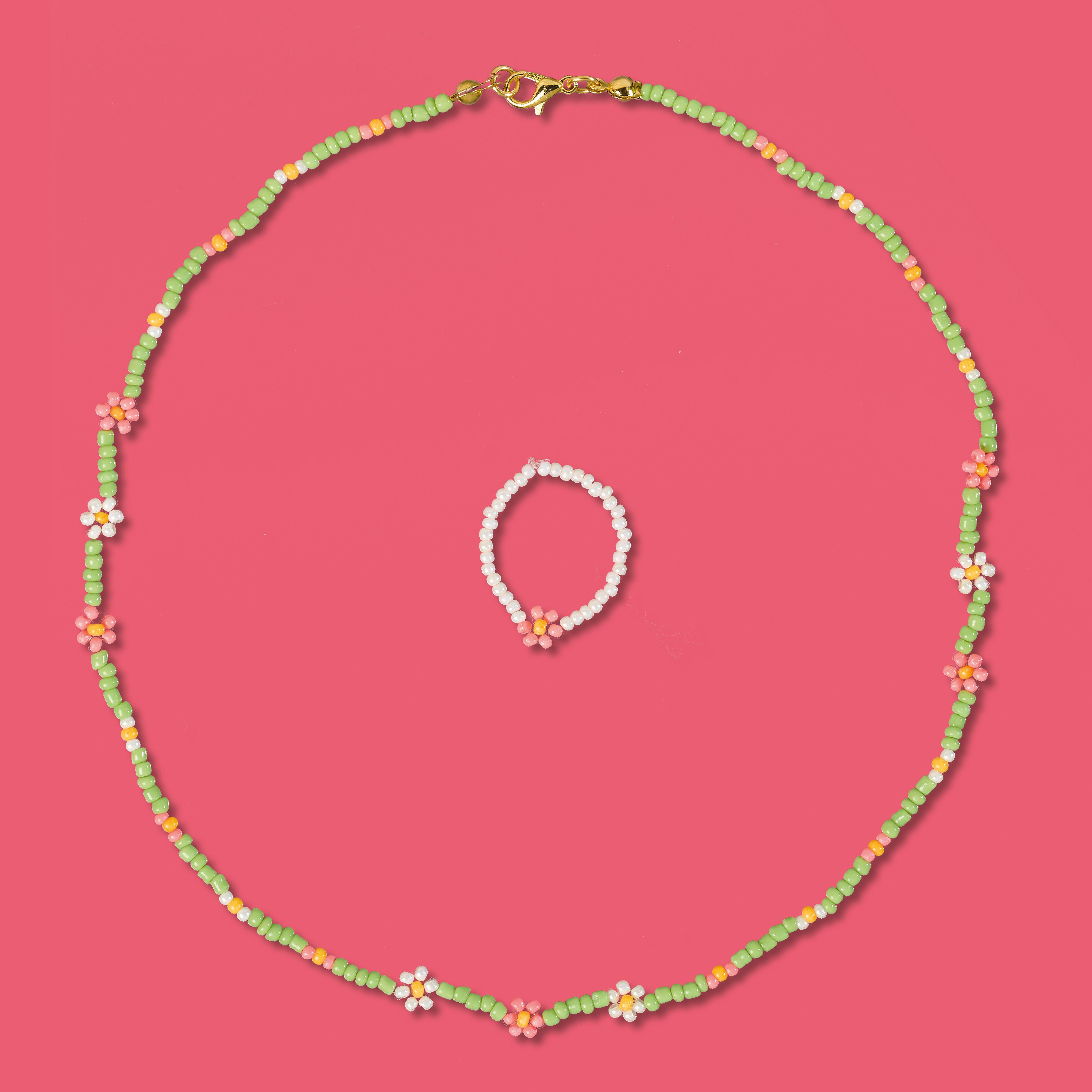 Beispielinhalt (Bild) Bloomy Days - Schmuckset mit Mini-Perlen