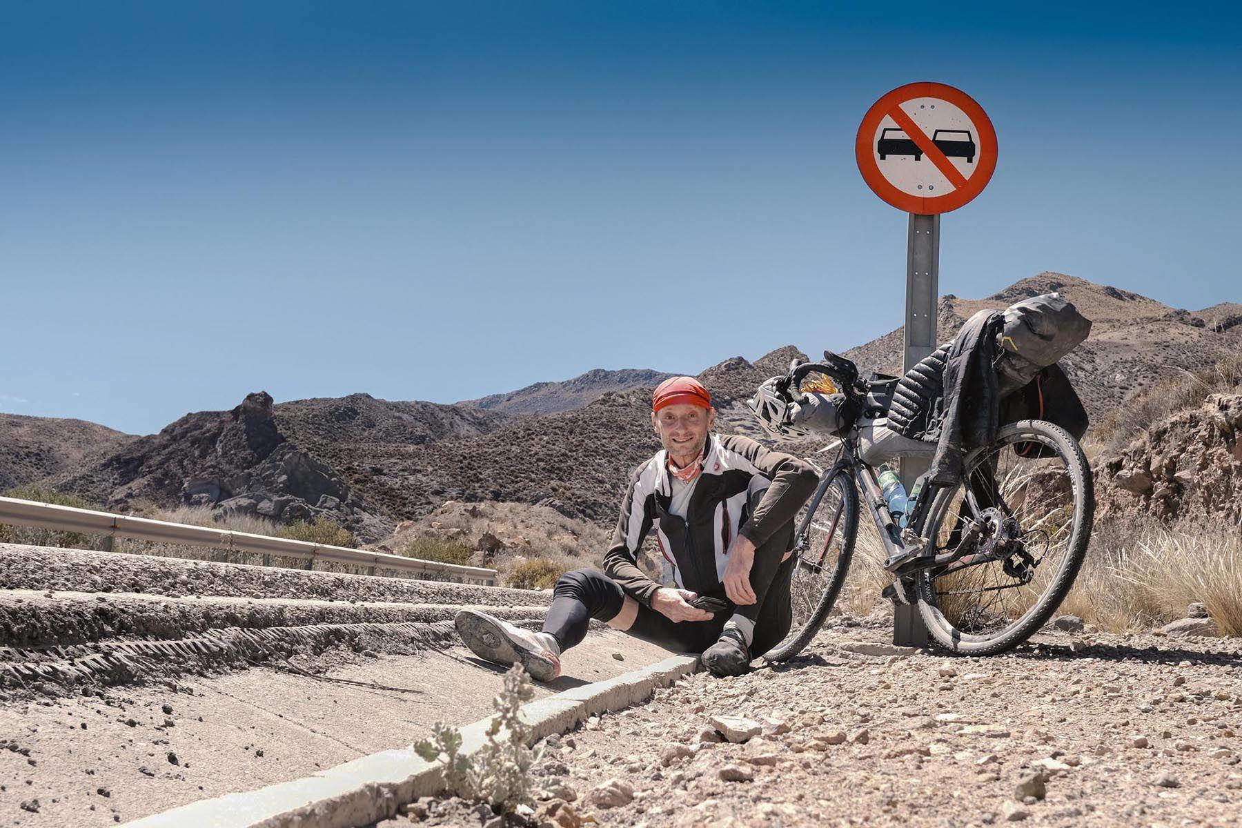 Autorenbild Staunen - Mit dem Rennrad an die Enden der Welt