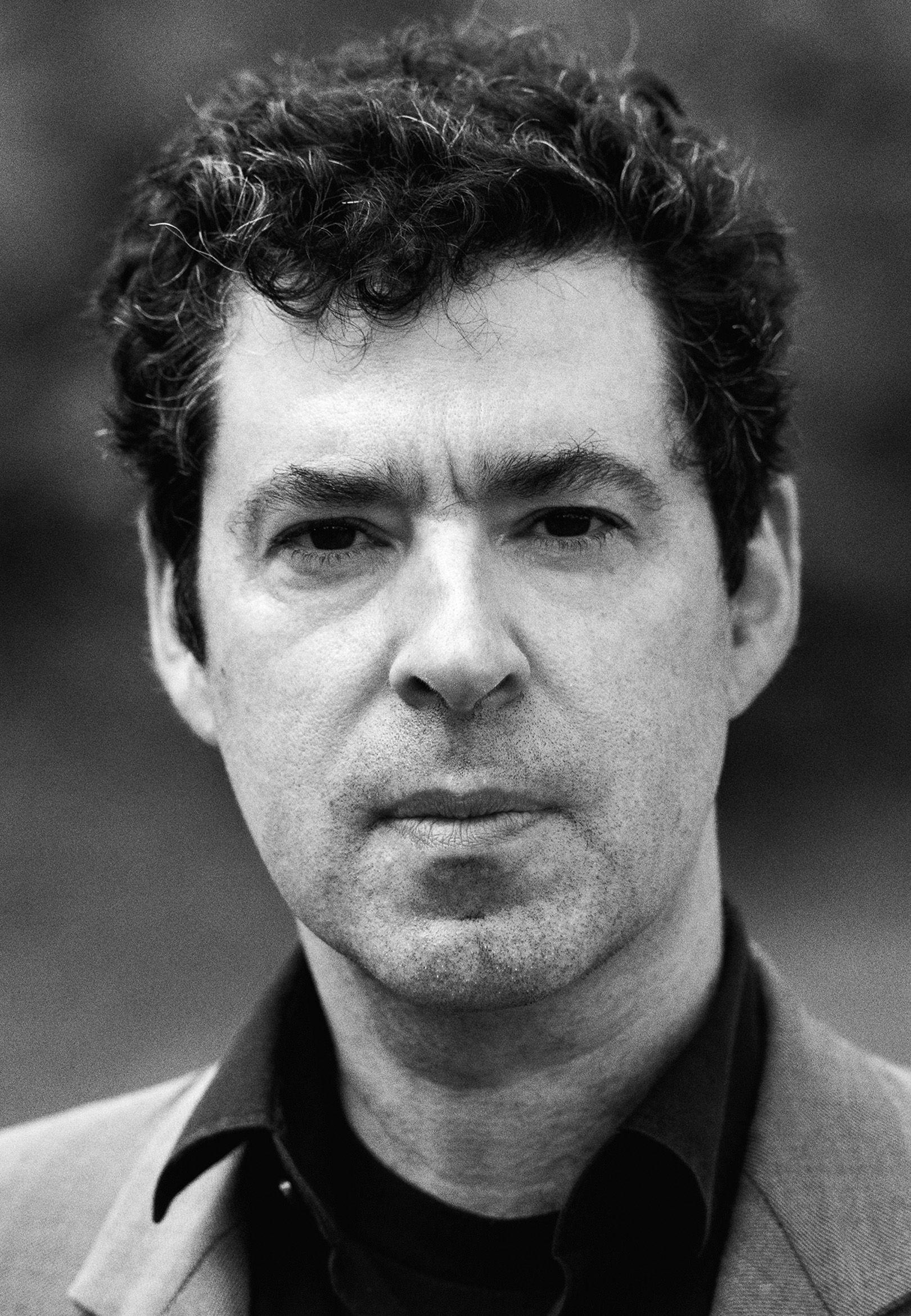 Autorenbild Gefälschte Geschichte