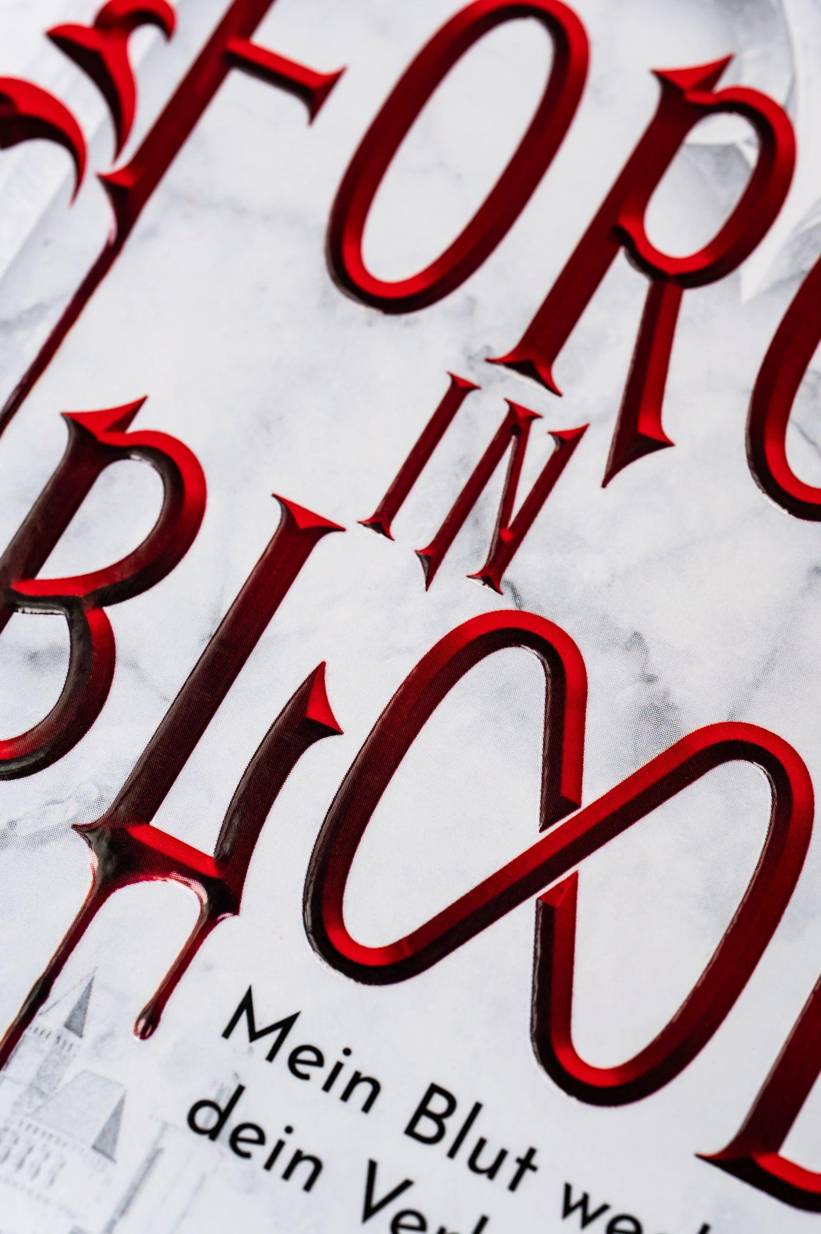 Beispielinhalt (Bild) Forged in Blood