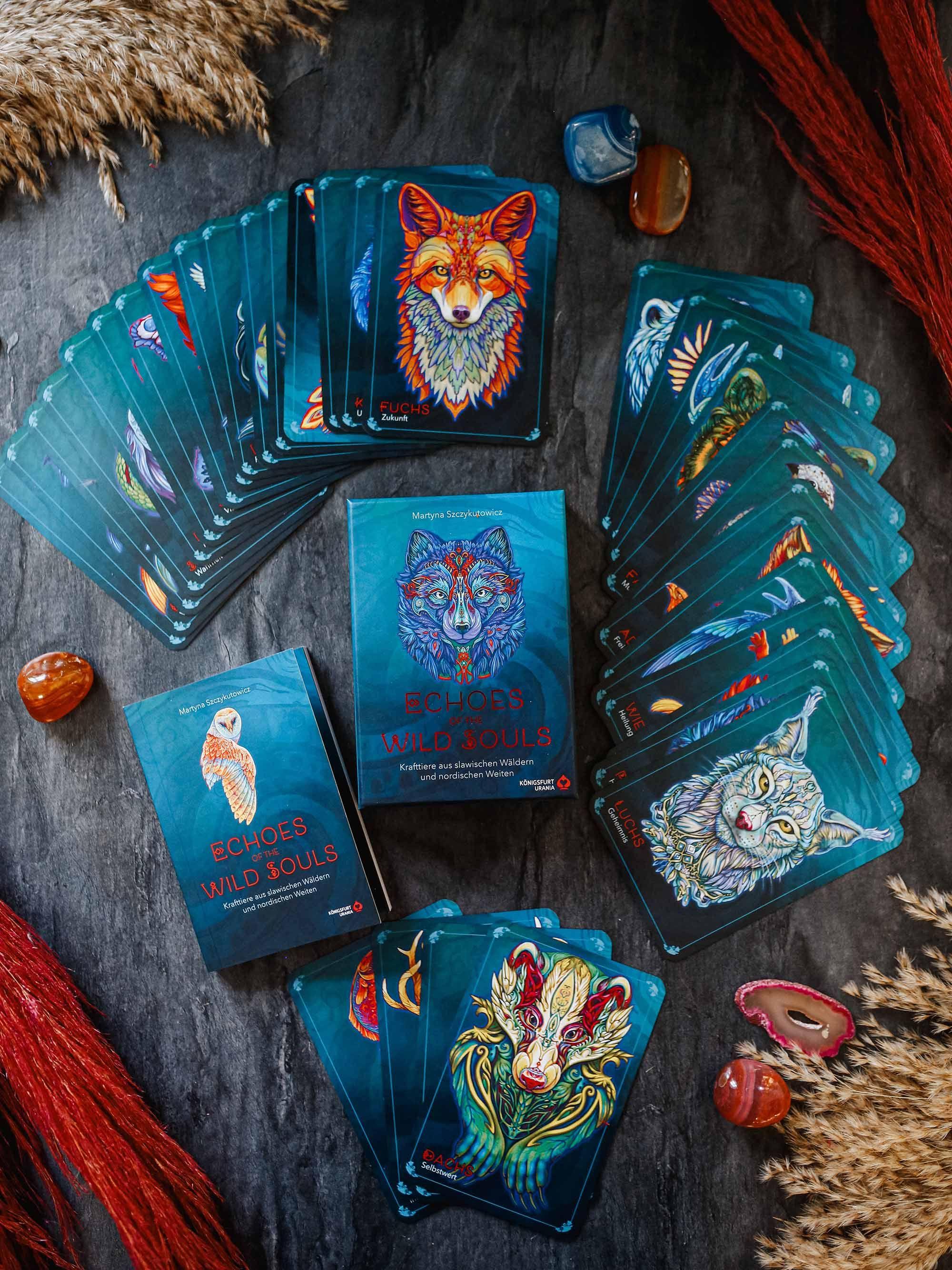 Beispielinhalt (Bild) Echoes of the Wild Souls - Krafttiere aus den slawischen Wäldern und nordischen Weiten (Orakelkarten - Krafttierkarten)